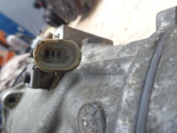 COMPRESSEUR DE CLIMATISATION  OPEL/SAAB - Vue 2